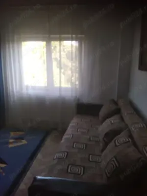 Inchiriez apartament 3 camere Brazda zona Simplon - imagine 7