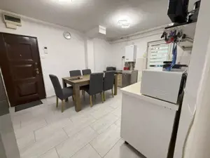 Apartament 2 camere, 50 mp utili, semidecomandat - zona Buziasului - imagine 5