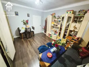 De vânzare apartament la casă – Str. Caransebeșului, Lugoj