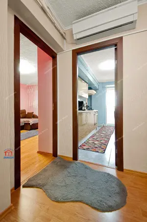 Apartament spatios, renovat, 4 camere, decomandat, etaj 4, Micro 39 - imagine 4