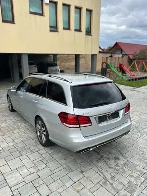 Mercedes-Benz E300 BLUETEC Hybrid 2013 - imagine 2