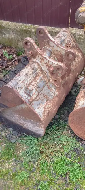 Vând cupă de 90 de buldoexcavator Komatsu wb 93-97r5 -r8 - imagine 3