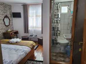 Pensiune de vânzare la poalele Ceahlaului. - imagine 5 Pensiune de vânzare la poalele Ceahlaului. - imagine 5