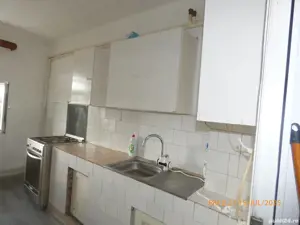 Vând apartament 4 camere   decomandat, 82 mp   Str. Mircea cel Bătrân - imagine 3