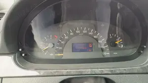 Mercedes Viano CDI 3.0 2006 cutie automata - imagine 8 Mercedes Viano CDI 3.0 2006 cutie automata - imagine 8