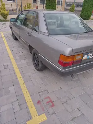 Audi 100   - imagine 6