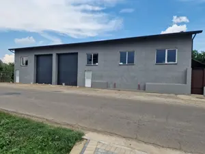 Inchiriez hala in Suceava 