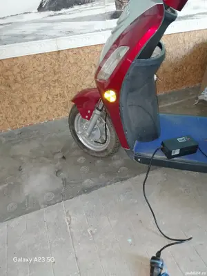 vând tricicleta electrica 