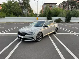 Skoda Superb Sportline - imagine 3