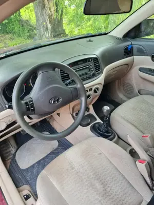 Hyundai Accent 1.5diesel - imagine 8