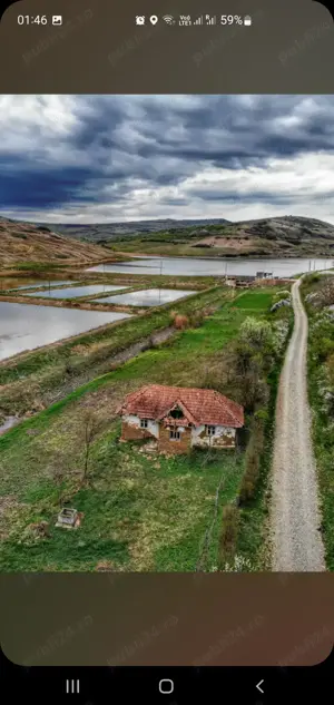 Vând Teren plus casă bătrânească