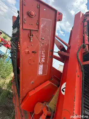 Masina de scos incarcat cartofi ,ceapa Grimme - imagine 3