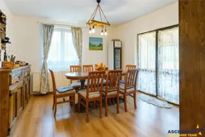 Refugiu pretios:jacuzzi, lemn masiv,2.000 mp teren,4 dormitoare, cuptor, investitie turistica. - imagine 6