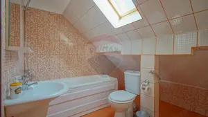 Casă / Vilă de vânzare în Râșnov, afacere-Pensiune clasificată - imagine 8