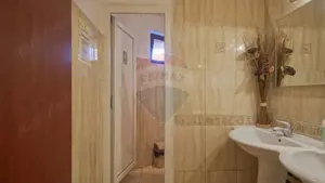 Casă / Vilă de vânzare în Râșnov, afacere-Pensiune clasificată - imagine 17