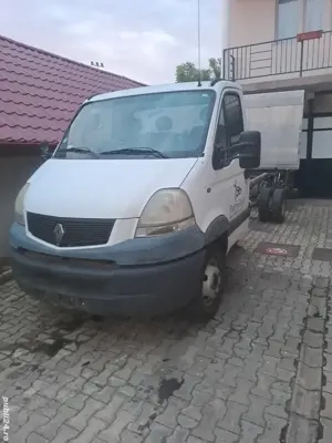 Vând Renault Mascott lift separat