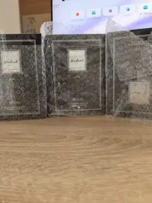 Vând Afan Modest Une EDP sigilat în țiplă