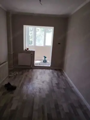 Vanzare Apartament 3 Camere Decomandat Sos.Berceni - imagine 5