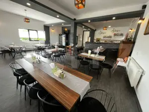 Afacere la cheie pe DN17, ieșirea din Beclean - imagine 2