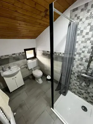 Cabana complet echipată în Băile Figa – 5 dormitoare, 2 băi, aer condiționat - imagine 11