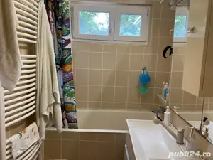 De vanzare Apartament cu 3 camere - imagine 2