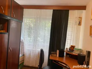 De vanzare Apartament cu 3 camere - imagine 3