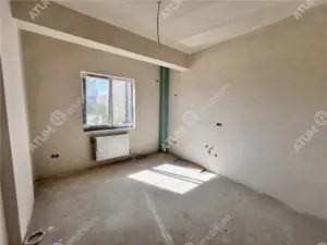 Apartament cu 3 camere decomandate si 2 balcoane in Sibiu - imagine 3