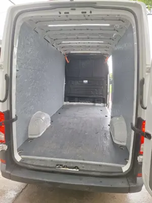 CRAFTER - volkswagen - imagine 5