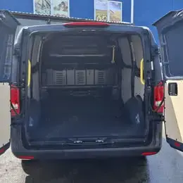 Vand Mercedes-Benz eVito Electric 2021, NOU 208 Km, nerulat, 116CP - imagine 4