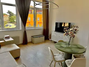 Garsoniera in zona Izvor