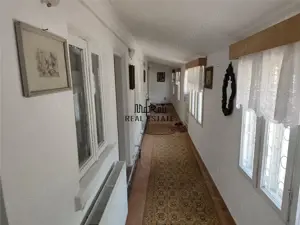 Proprietate spatioasa de vanzare in Gaesti, Dambovita - ideala pentru locuit sau agropensiune - imagine 16