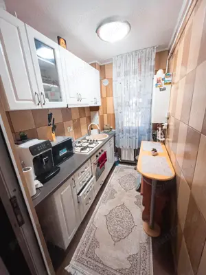 Vand apartament 3 camere..