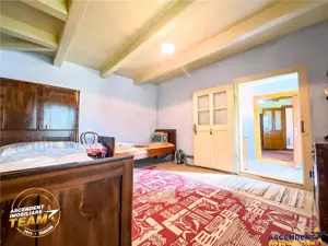 Casa traditionala din lemn, cu sura din piatra, Arcus, Covasna. - imagine 9