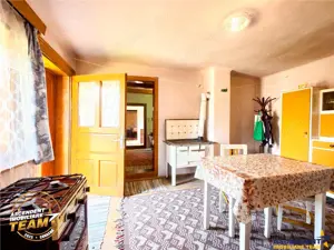 Casa traditionala din lemn, cu sura din piatra, Arcus, Covasna. - imagine 13