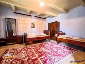 Casa traditionala din lemn, cu sura din piatra, Arcus, Covasna. - imagine 11