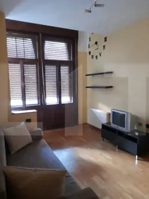 Oportunitate unică! Apartament cu 2 camere lângă Piața Unirii – Clădire istorică - imagine 4