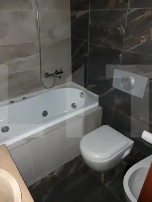 Oportunitate unică! Apartament cu 2 camere lângă Piața Unirii – Clădire istorică - imagine 8