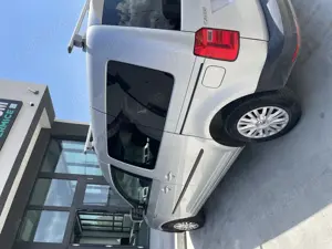 Volkswagen Canddy 2.0 TDI 75Kw vinzare   schimb - imagine 4