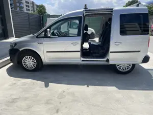 Volkswagen Canddy 2.0 TDI 75Kw vinzare   schimb - imagine 3