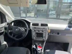 Volkswagen Canddy 2.0 TDI 75Kw vinzare   schimb - imagine 5