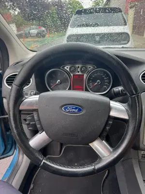 Vand Ford Focus Decapotabil  - imagine 8