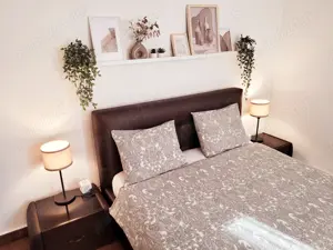 Cazare Spital Memorial Neolife Enayati Regina Maria Ambasada SUA Therme  Sector 1 parcare gradina