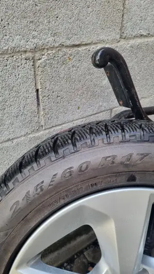 Cauciucuri Pirelli M S  215/60/17 impecabile si rezerva slim Qashqai - imagine 3