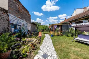 Unic proprietar  vând casă cu teren generos! OPORTUNITATE pentru INVESTIȚII! - imagine 3
