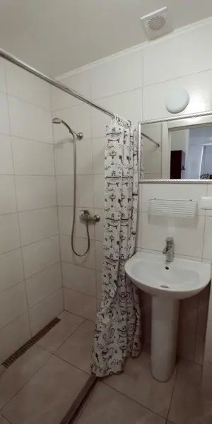 Garsoniera in zona Izvor