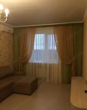 Garsoniera in zona Izvor