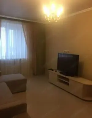 Garsoniera in zona Izvor - imagine 3