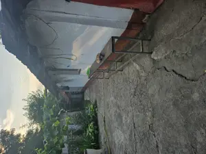 Casa de vanzare + teren ieftina