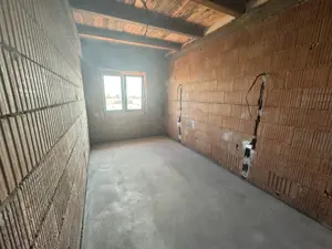 Sacalaz, 1/2 Duplex P+M, 4 Camere,2 Bai,Terasa Acoperita - imagine 11