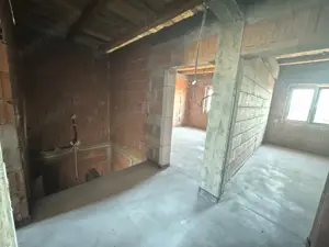 Sacalaz, 1/2 Duplex P+M, 4 Camere,2 Bai,Terasa Acoperita - imagine 9